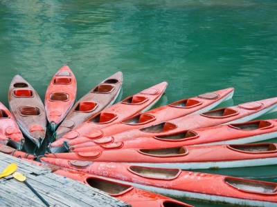 Red-Kayaks-on-sea-